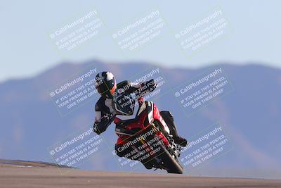 media/Nov-06-2023-Moto Forza (Mon) [[ce023d0744]]/3-Intermediate Group/Session 5 (Turn 9)/